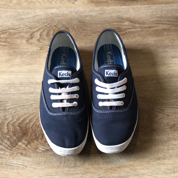 Women’s Ked’s - Picture 1 of 5